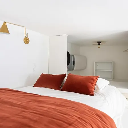 דירה Guestready - Bright And Cosy Studio In The Historical Heart Of Bordeaux בורדו